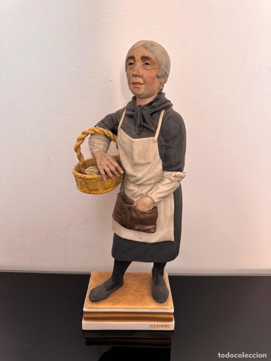 Oggetti Antichi: ESPECTACULAR FIGURA DE PORCELANA DE ALGORA. VENDEDORA DE CHURROS &rdquo;OFICIOS / PROFESIONES POPULARES&rdquo;