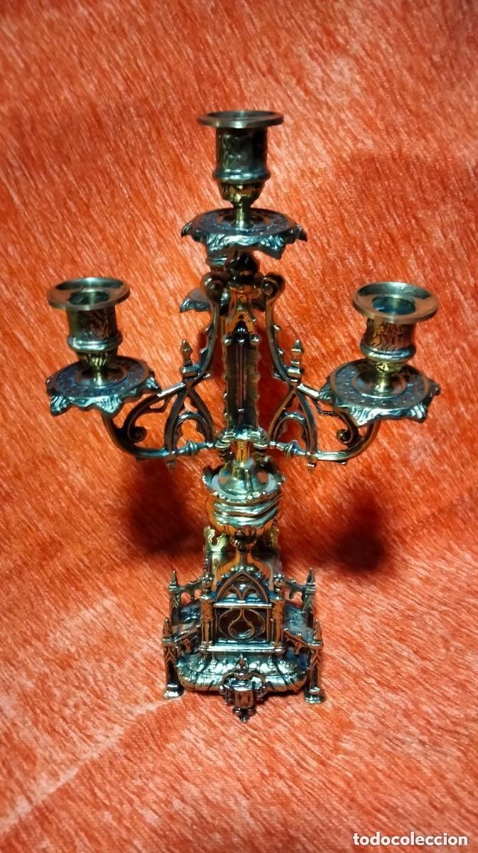 Antig&uuml;edades: candelabro de bronce macizo - Foto 2