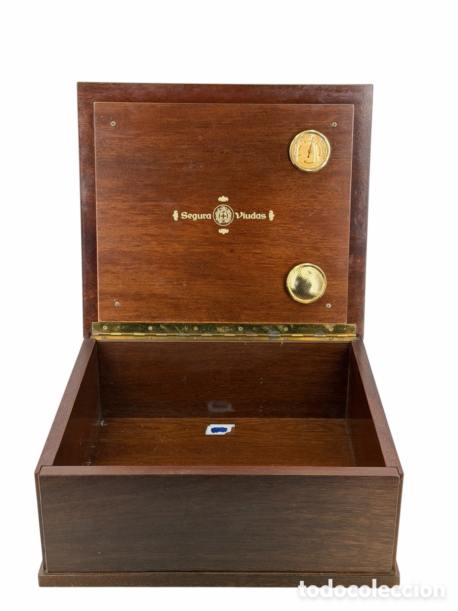 Antig&uuml;edades: Antigua Caja Humidor de Puros