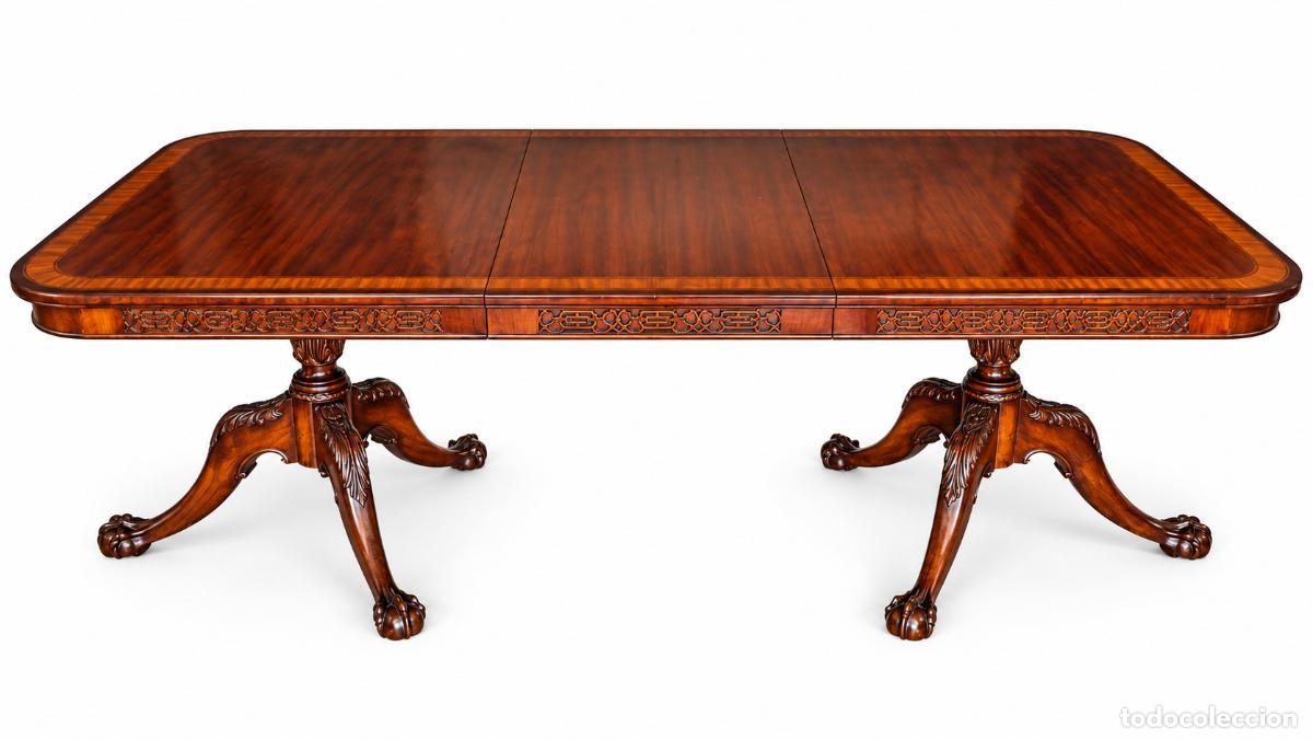 Antig&uuml;edades: Mesa de Comedor Extensible Estilo Georgiano, Inglaterra - Patas en Talla de Madera de Caoba