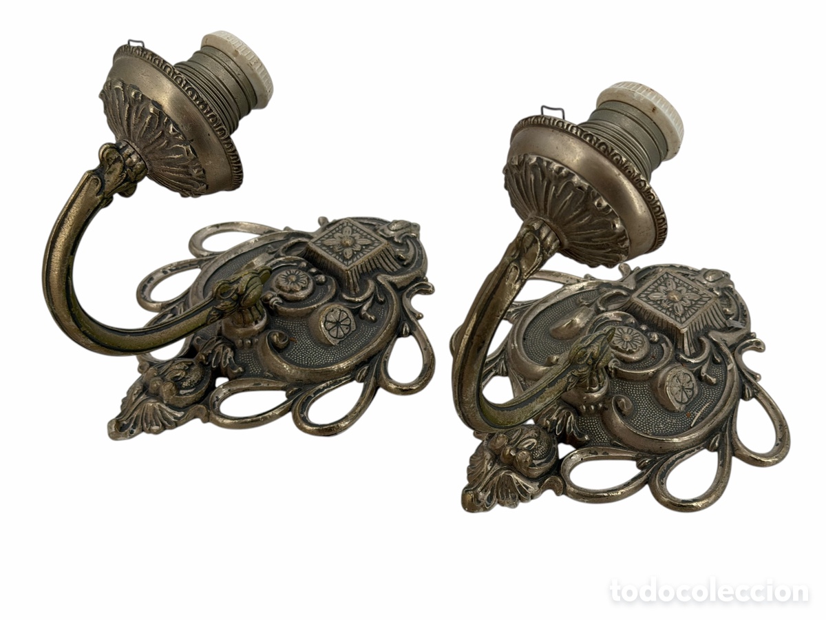 Antiques: Antiguos Apliques Plateados