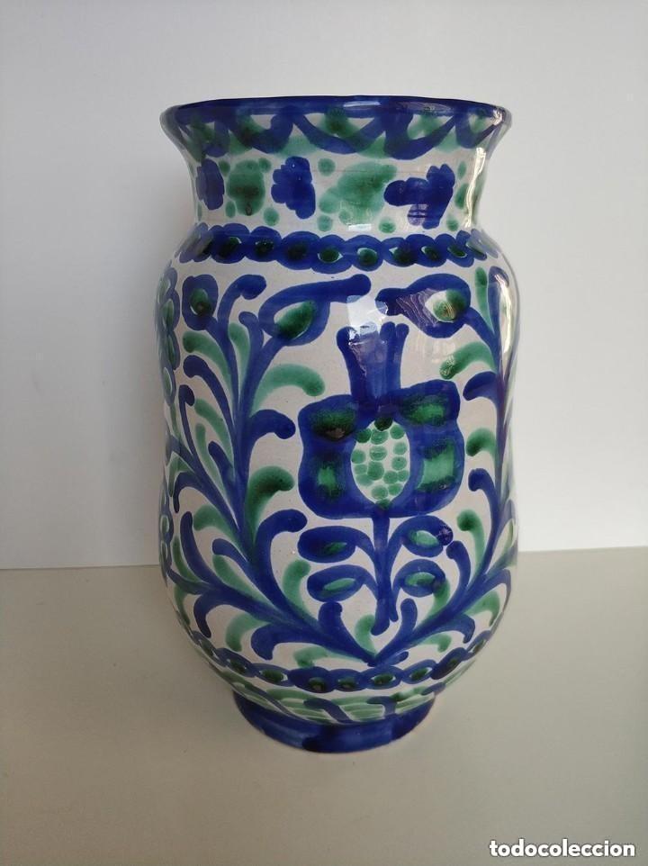 Antig&uuml;edades: Bonito jarron ceramica arabe San Isidro Granada mide 21 cm de alto