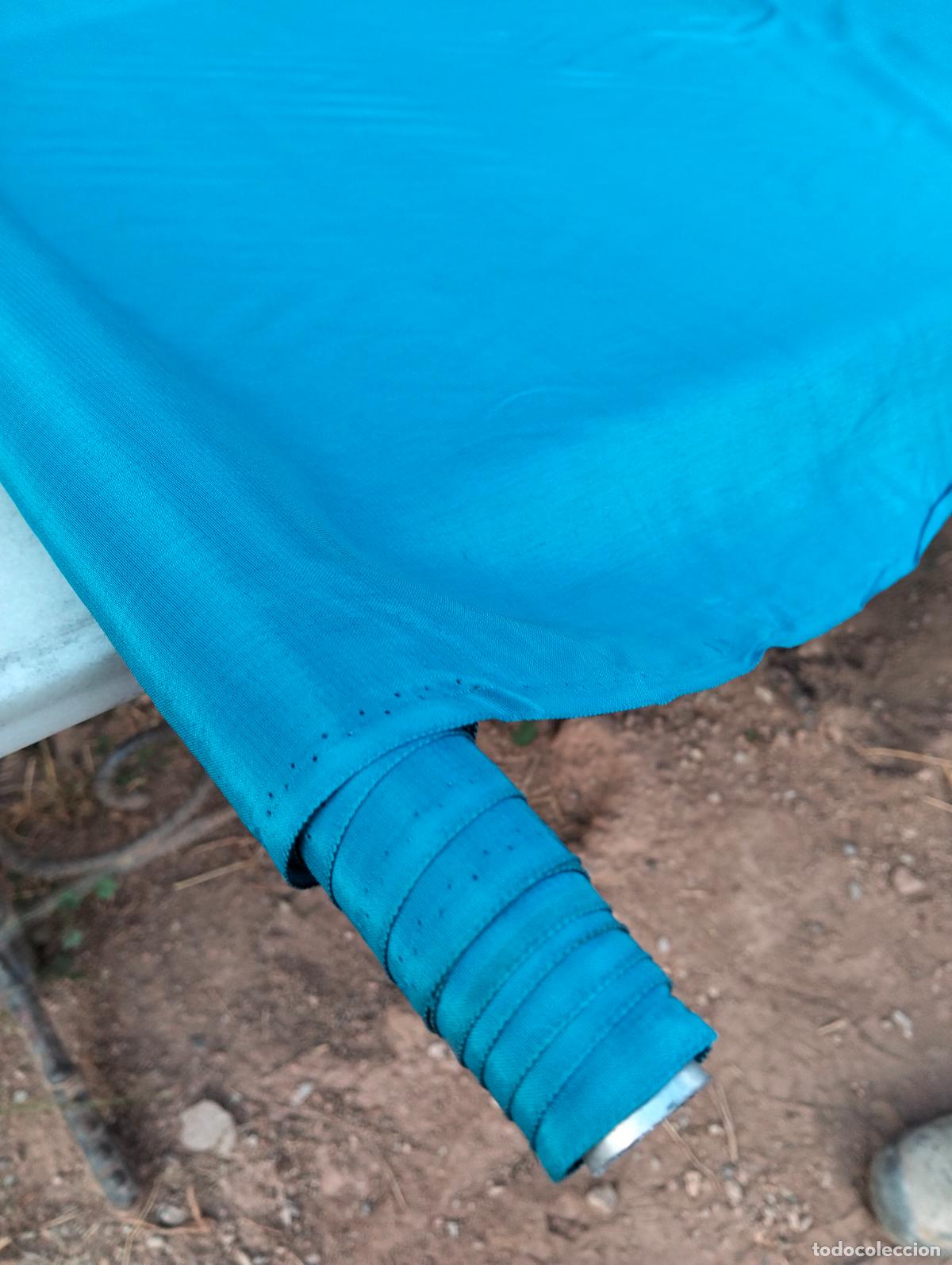Antig&uuml;edades: Rollo trozo de tela antigua color azul oscuro similar seda o sedina forro 5m x 89cm 5 metros
