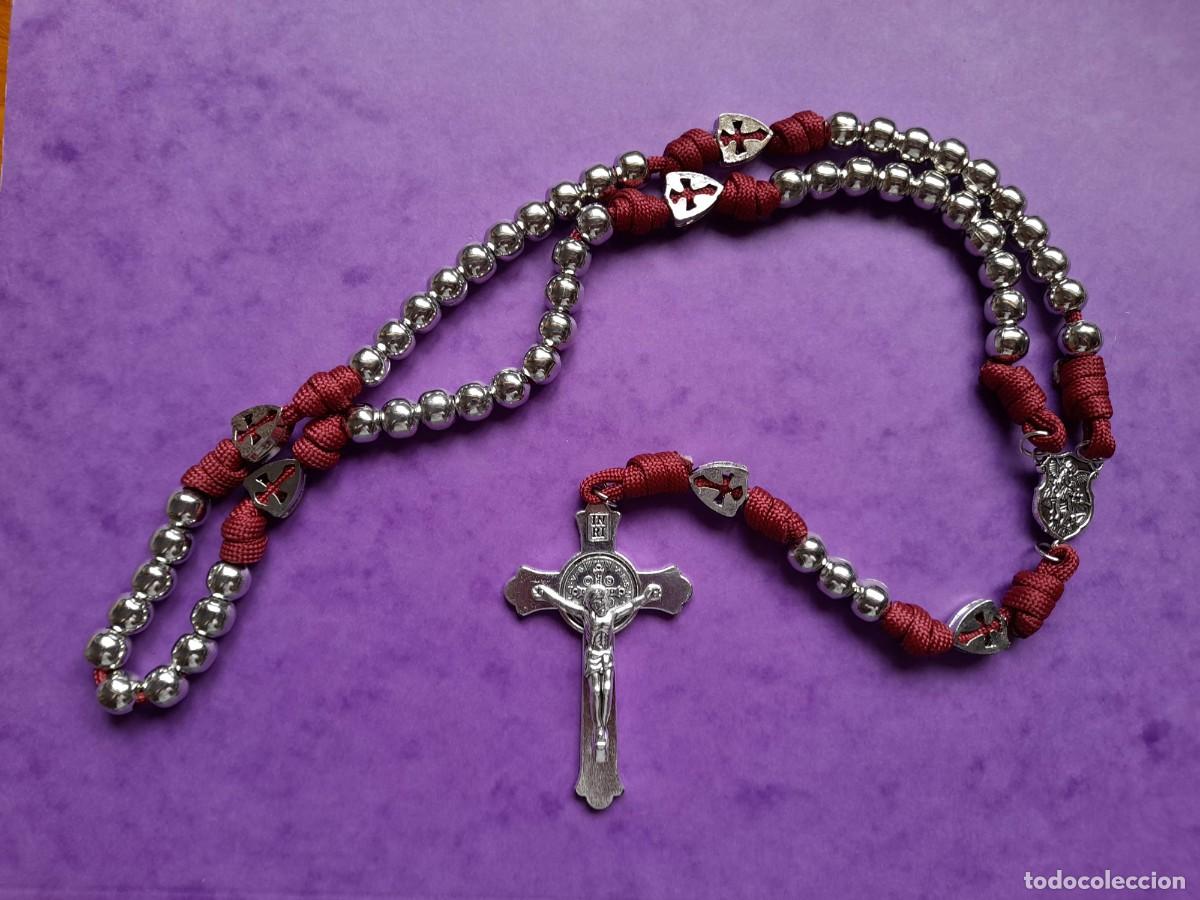Oggetti Antichi: Rosario de Combate con cordon en tonos rojo y con Cruz del Perdon, metalico.