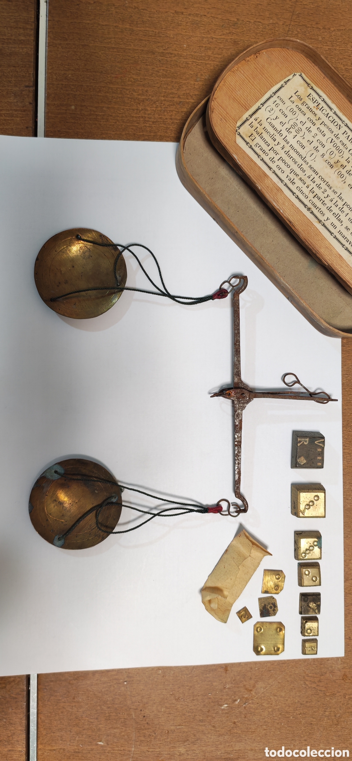Antig&uuml;edades: B&aacute;scula antigua para pesar monedas de oro - Foto 3
