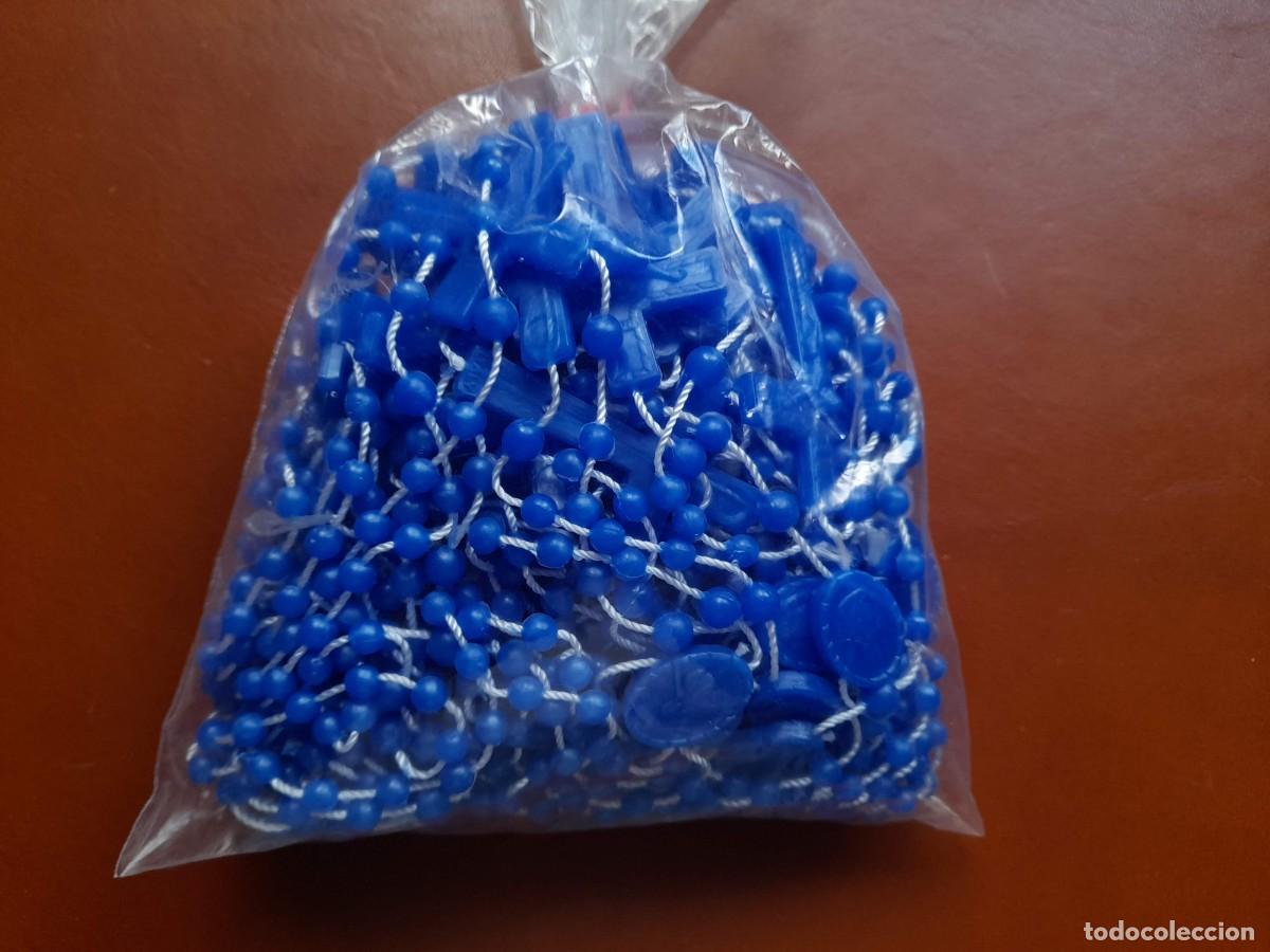 Antig&uuml;edades: Lote 25 Rosarios de plastico - Foto 2