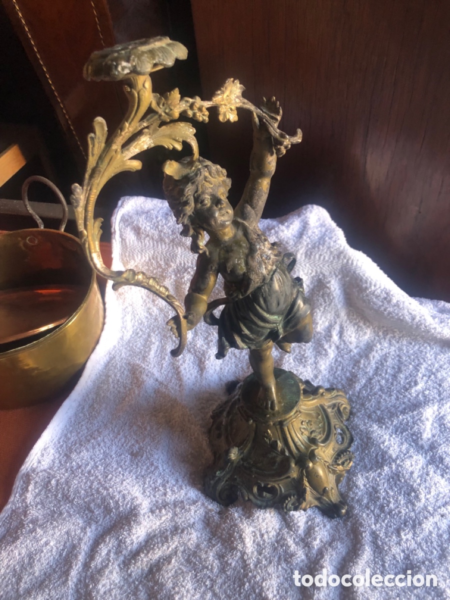 Antig&uuml;edades: CANDELABRO CON NI&Ntilde;O-ANGELITO DE CALAMINA ANTIGUO
