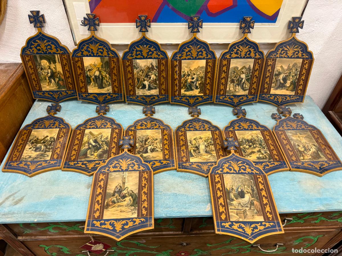 Antig&uuml;edades: CONJUNTO DE ANTIGUO VIA CRUCIS DE MADERA Y PINTADO A MANO - MEDIDA 32X17 CM - RELIGIOSO