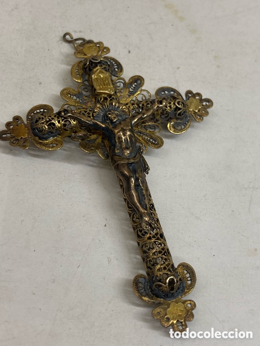 Antig&uuml;edades: Cruzen un de plata antigua con filigrana