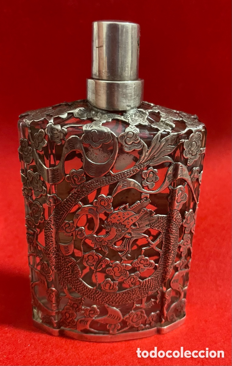 Antig&uuml;edades: Extraordinaria botella orientalista en plata de ley, y cristal Frances.
