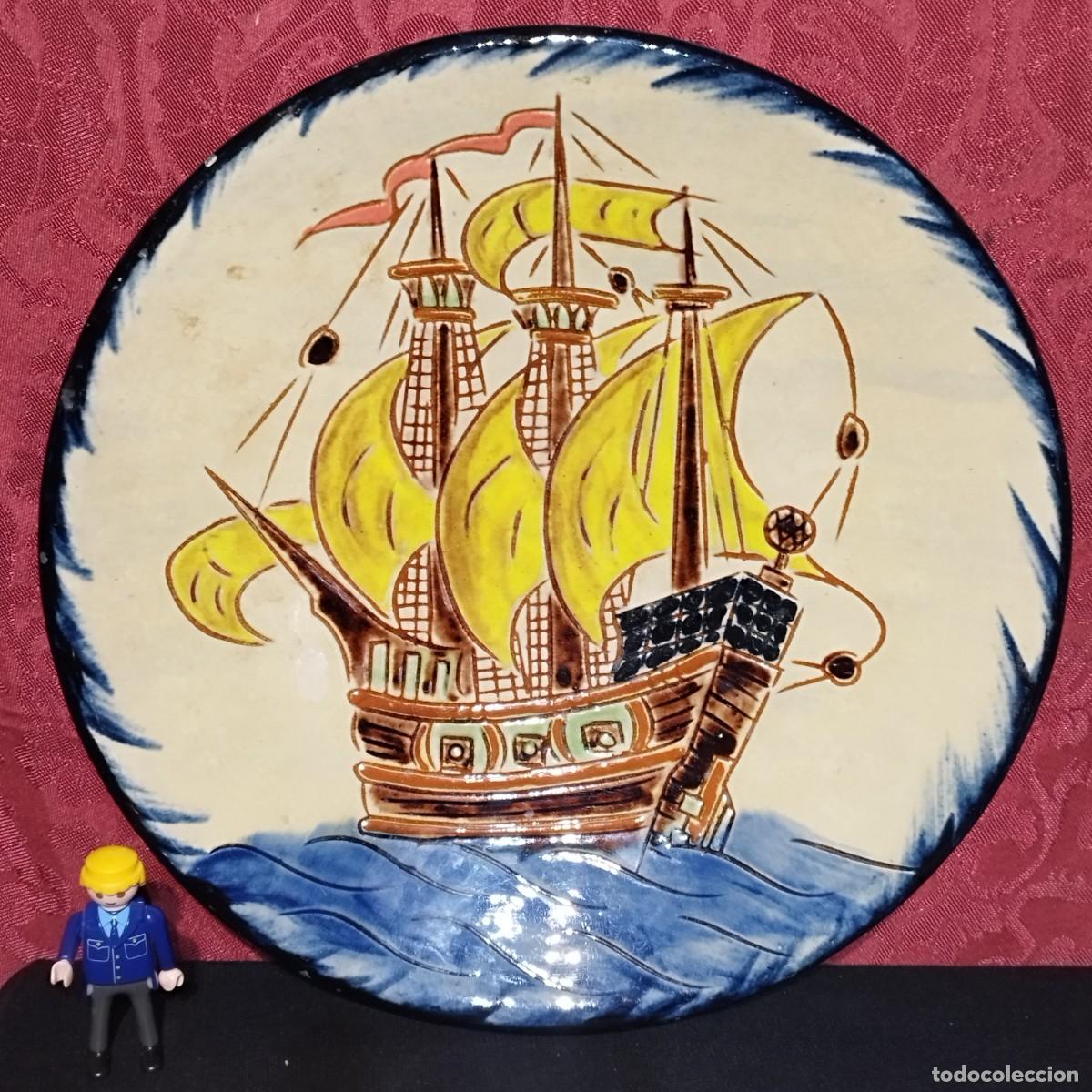 Antig&uuml;edades: PLATO CERAMICA CATALANA VIDRIADA DE LA BISBAL - BARCO GALEON - FIRMA PUIGDEMONT -