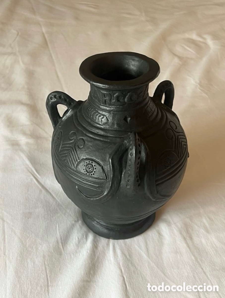 Antig&uuml;edades: Jarr&oacute;n de cer&aacute;mica negra de cer&aacute;micas Marc&oacute; 1940