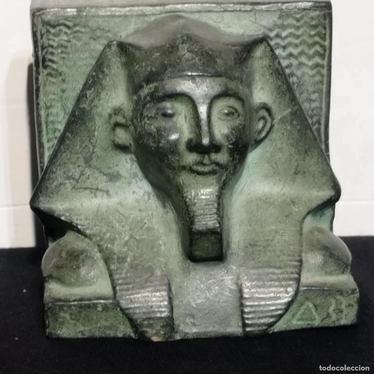 Antig&uuml;edades: ESCULTURA FIGURA ROSTRO FARAON EGIPCIO TUTANKHAMON TERRACOTA ARGERATA - SELLO FABRICADO EN GERONA -