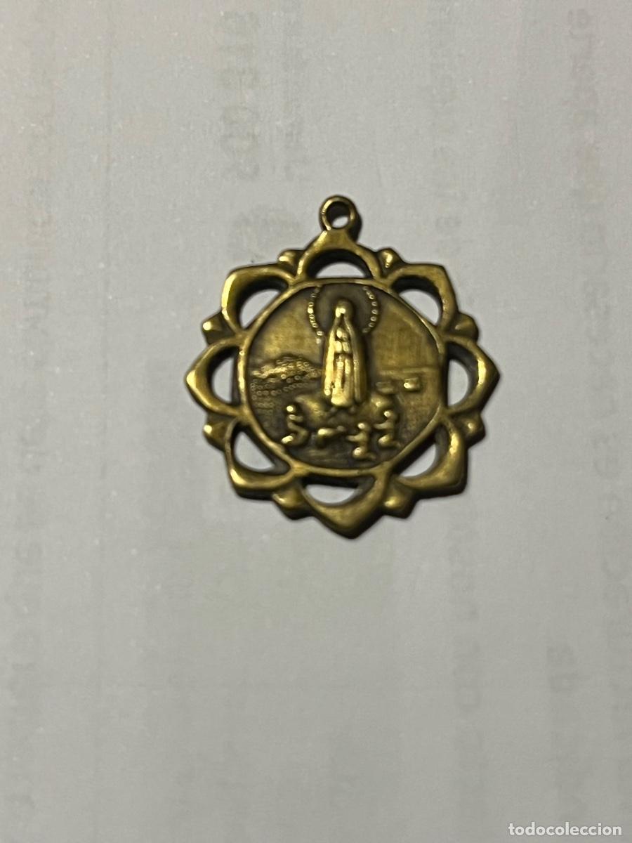 Antig&uuml;edades: Medalla Virgen de Fatima - Foto 2