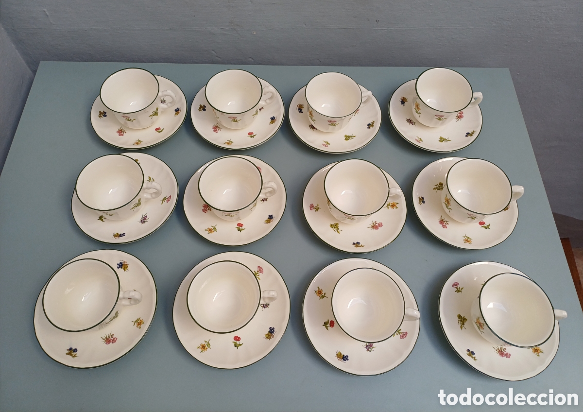 Antig&uuml;edades: Tazas de t&eacute; - caf&eacute; San Claudio. Flores y Frutas
