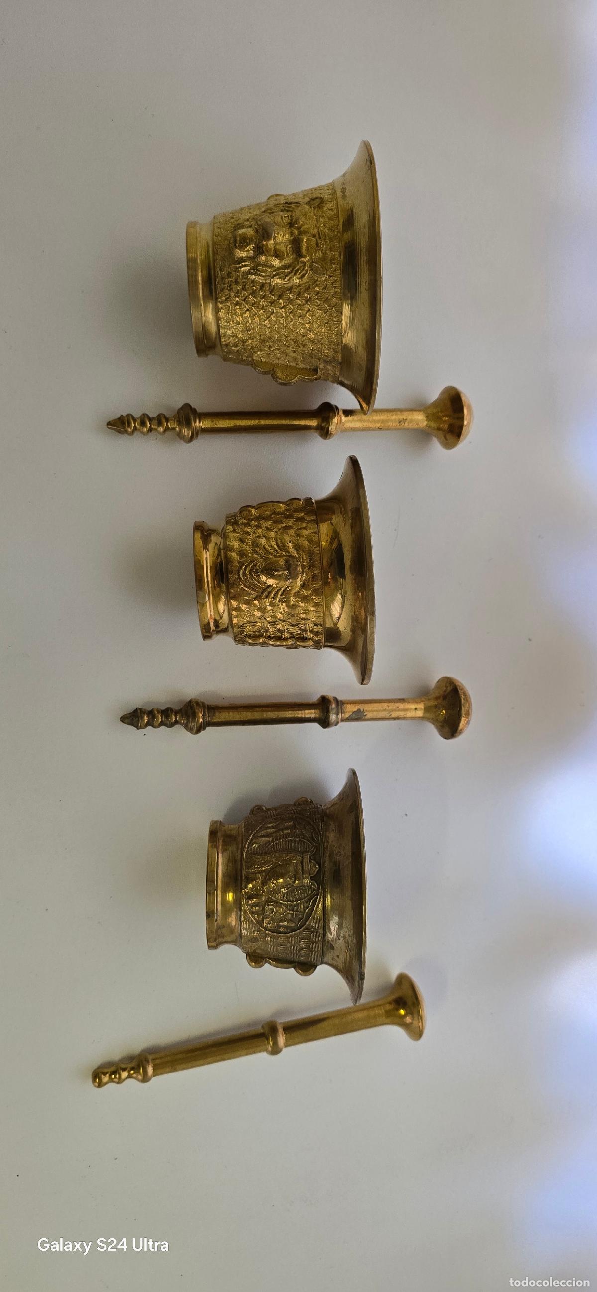 Antig&uuml;edades: Lote de lat&oacute;n y bronce - Foto 2