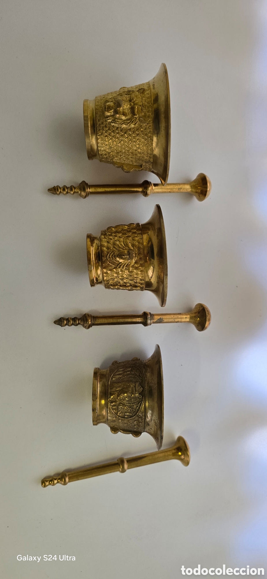 Antig&uuml;edades: Lote de lat&oacute;n y bronce - Foto 2