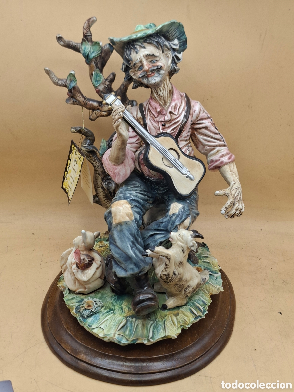 Antig&uuml;edades: Figura Capodimonte Hombre Guitarra