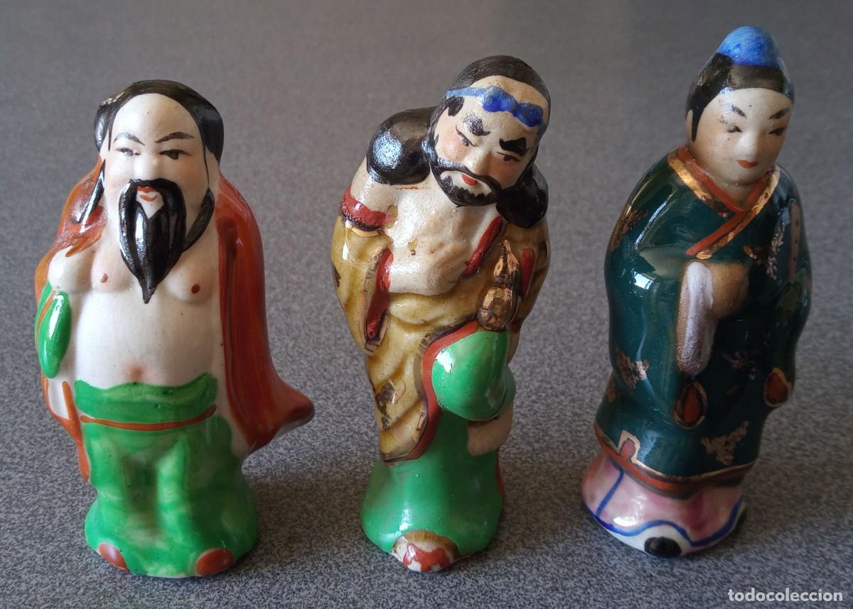 Antig&uuml;edades: Lote Budas porcelana