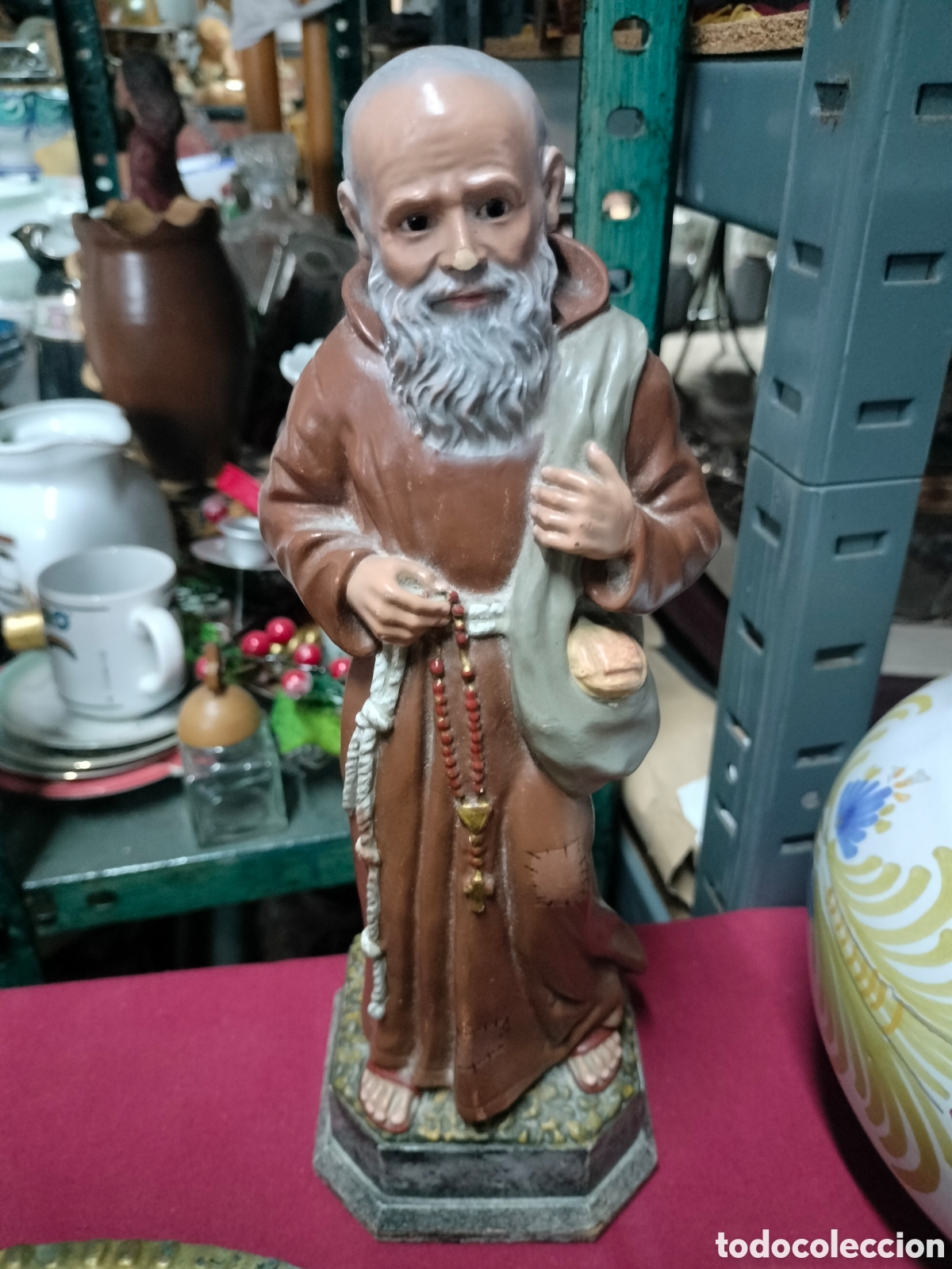 Antig&uuml;edades: figura de Fray Leopoldo de Alpandeire. Habr&iacute;a que restaurar un poquito la punta de la nariz