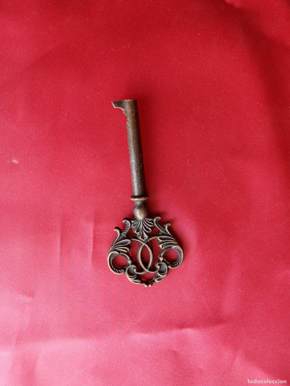 Antig&uuml;edades: Llave antigua u ornamental. Hueca. Caj&oacute;n tienda