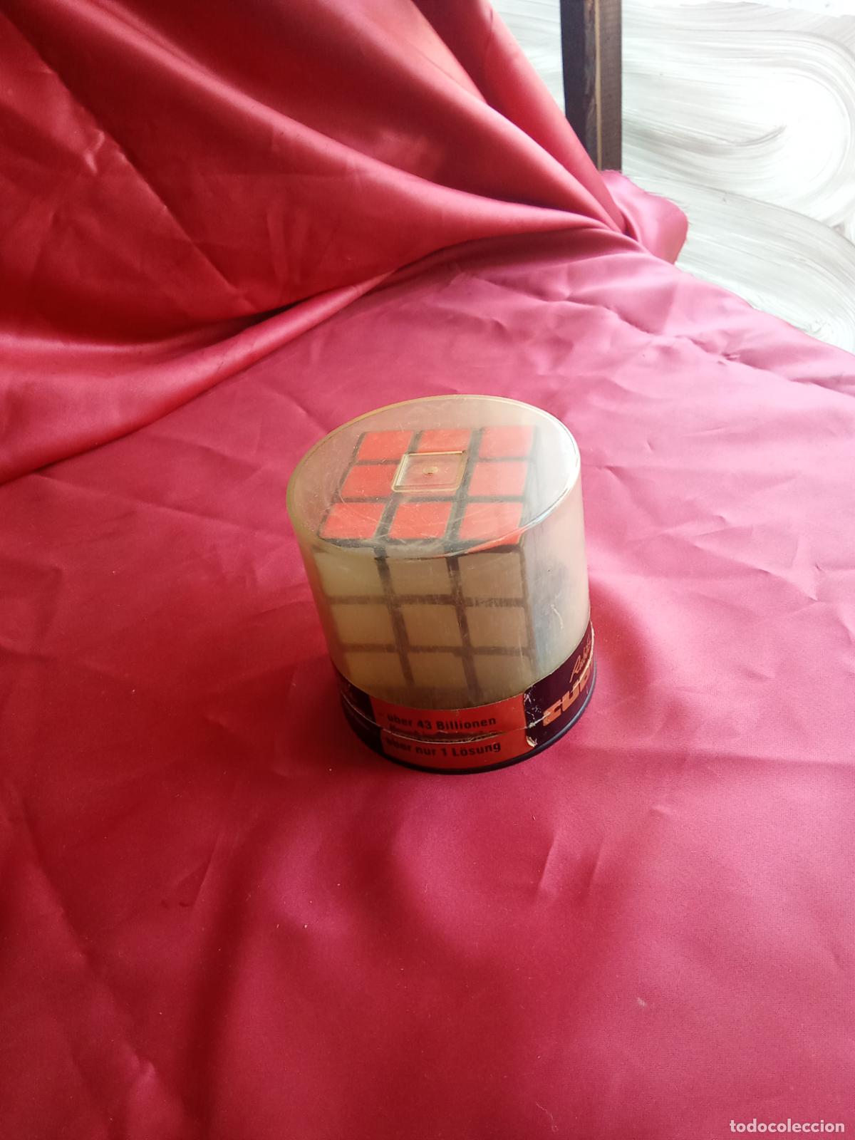 Antig&uuml;edades: Cubo Rubik Zauberw&uuml;rfel original de 1980. Vitrina 1