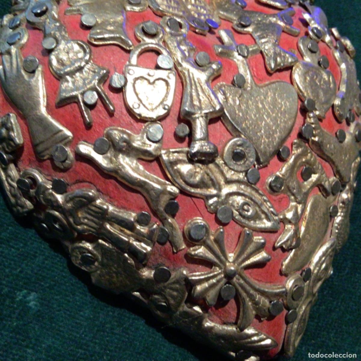 Antig&uuml;edades: Coraz&oacute;n mejicano con Milagritos - Foto 3