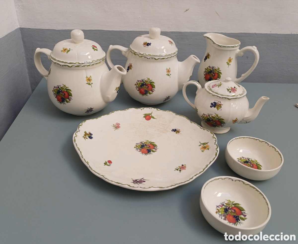 Antig&uuml;edades: San Claudio. Caf&eacute;-t&eacute;, Flores y frutas