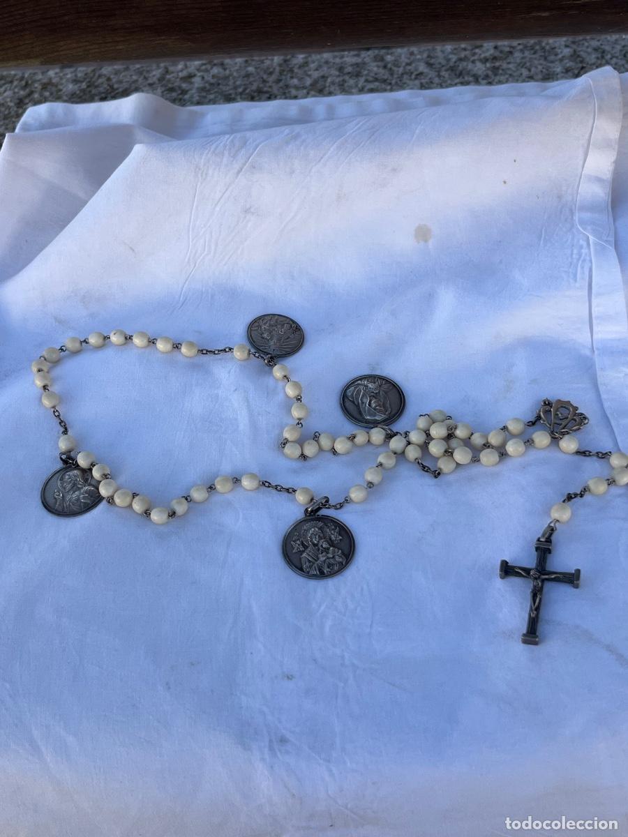 Antig&uuml;edades: Rosario, 4 medallas y crucificado
