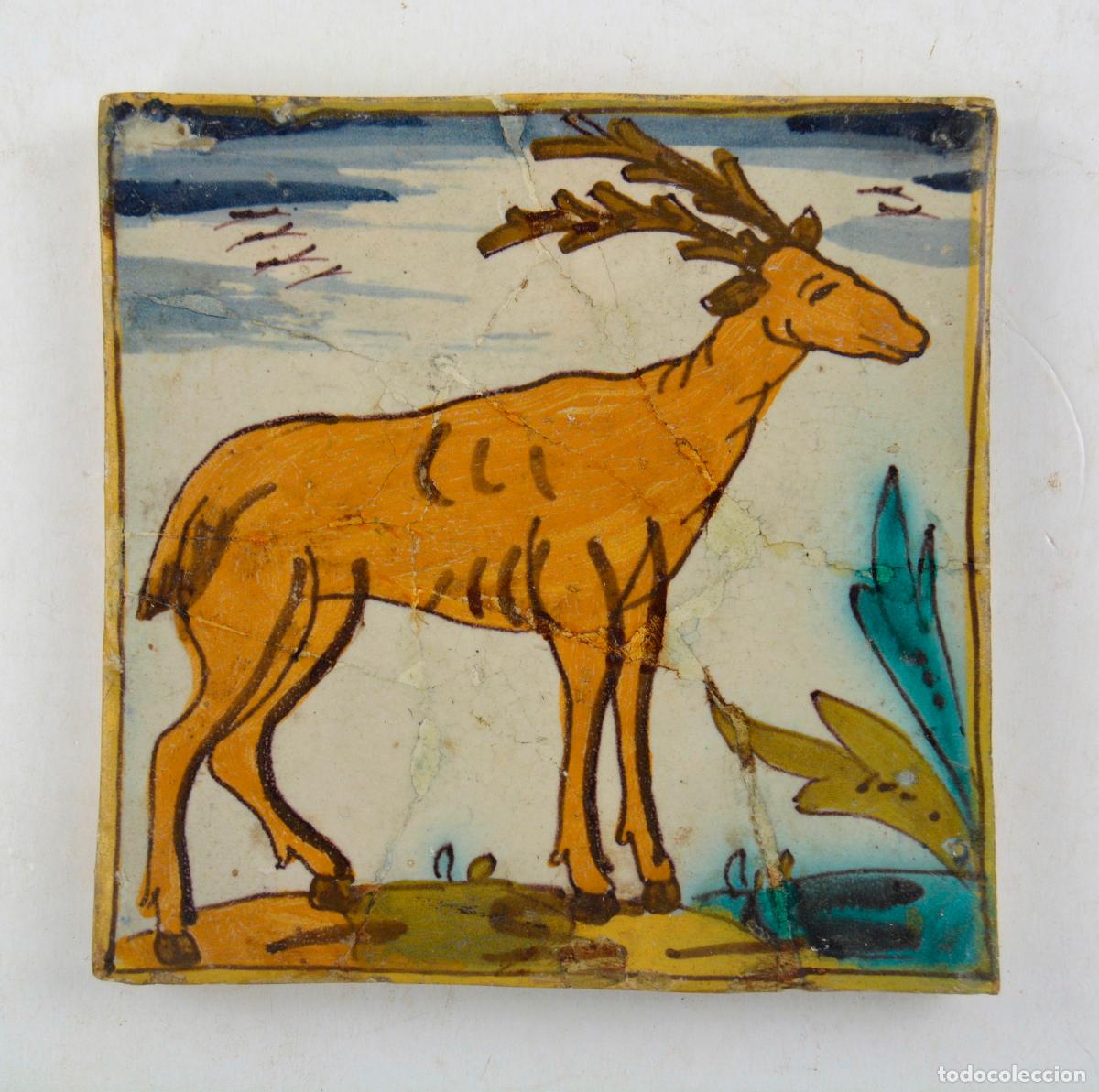 Antig&uuml;edades: Ciervo, azulejo de cer&aacute;mica catalana, serie Arts i Oficis, siglo XIX.