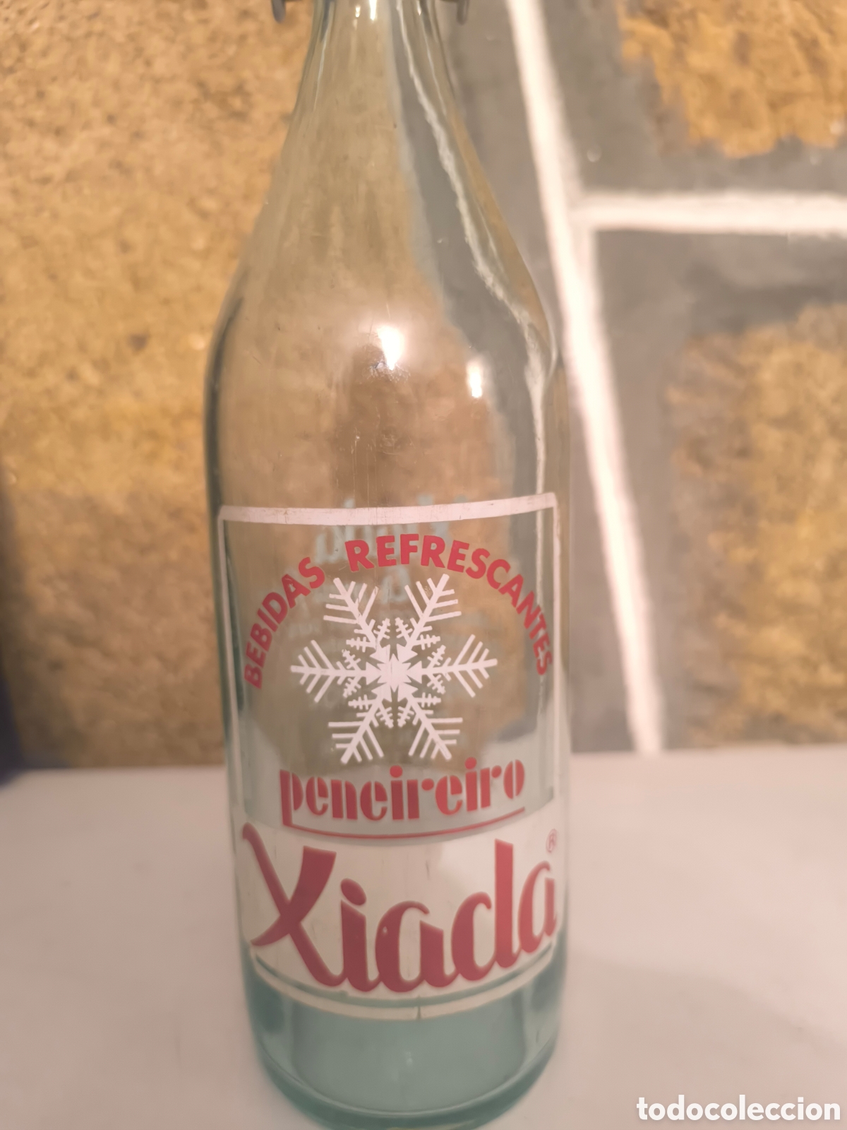 Antig&uuml;edades: Botella antigua de gaseosa