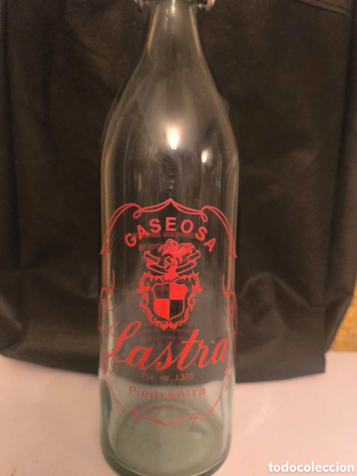 Antig&uuml;edades: Botella antigua de gaseosa