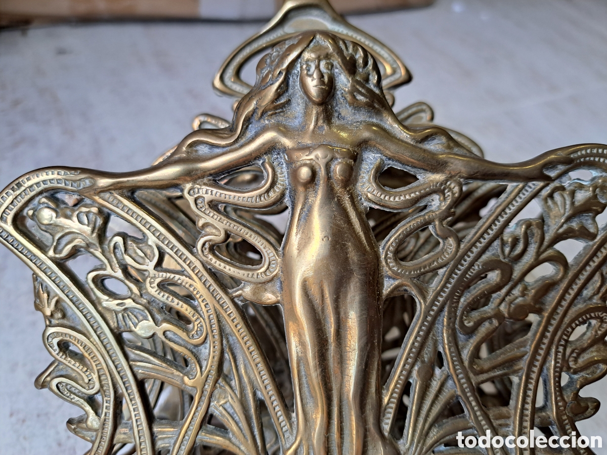 Antig&uuml;edades: SOPORTE PARA CARTAS MODERNISTA LATON DORADO