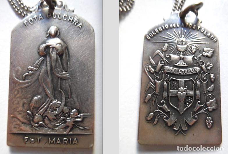 Antig&uuml;edades: Medalla escolar religiosa del Colegio del Apostolado del Sagrado Coraz&oacute;n en La Habana, a&ntilde;os 40. Cuba