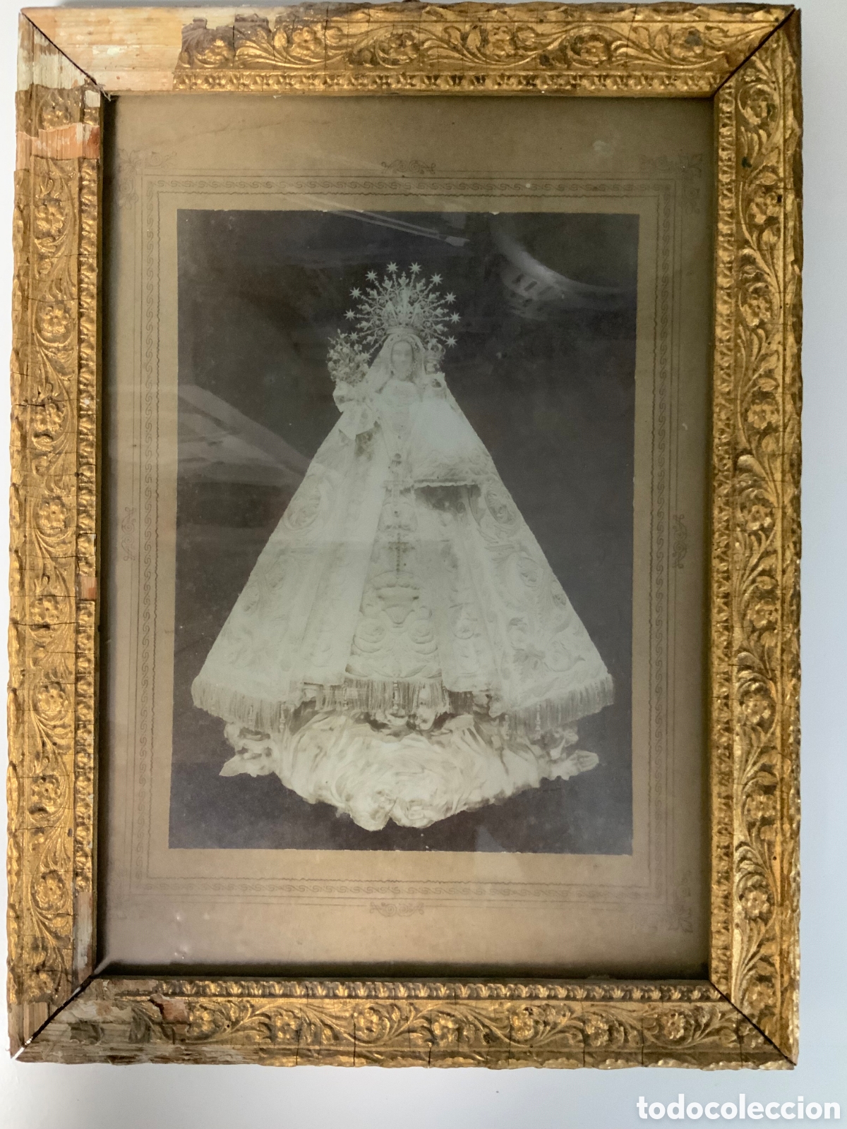 Antig&uuml;edades: Imagen enmarcada (a&ntilde;os 20) de Nuestra Se&ntilde;ora de Monserrate, patrona de Orihuela