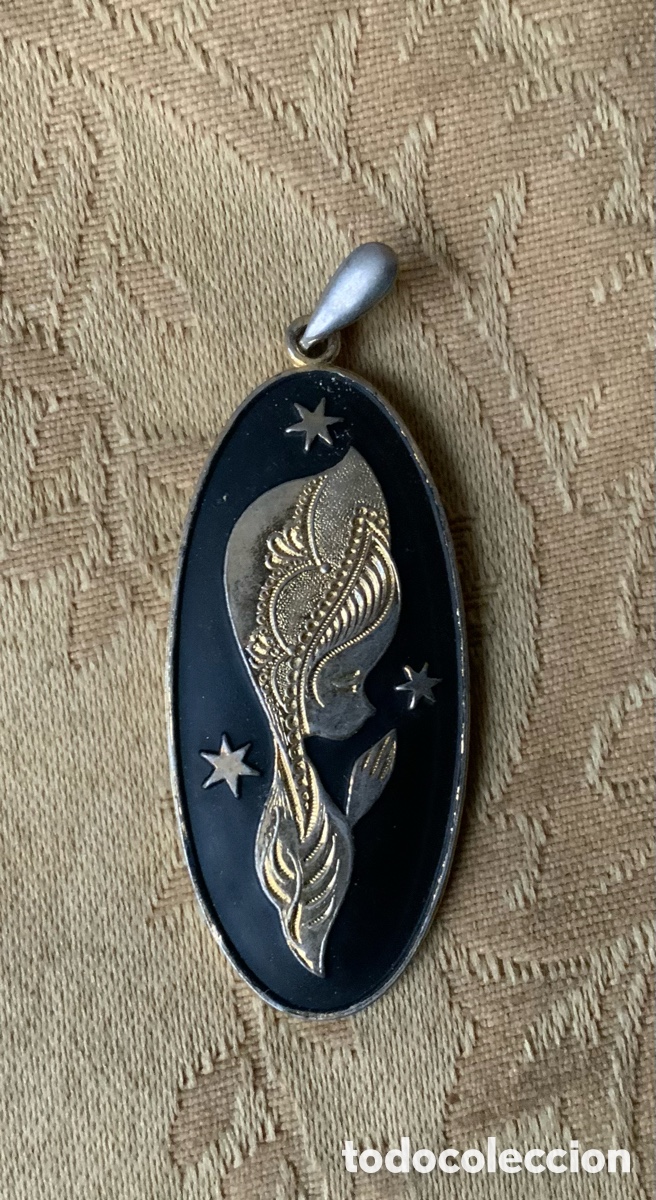 Antig&uuml;edades: MEDALLA VIRGEN MAR&Iacute;A A&Ntilde;O 60