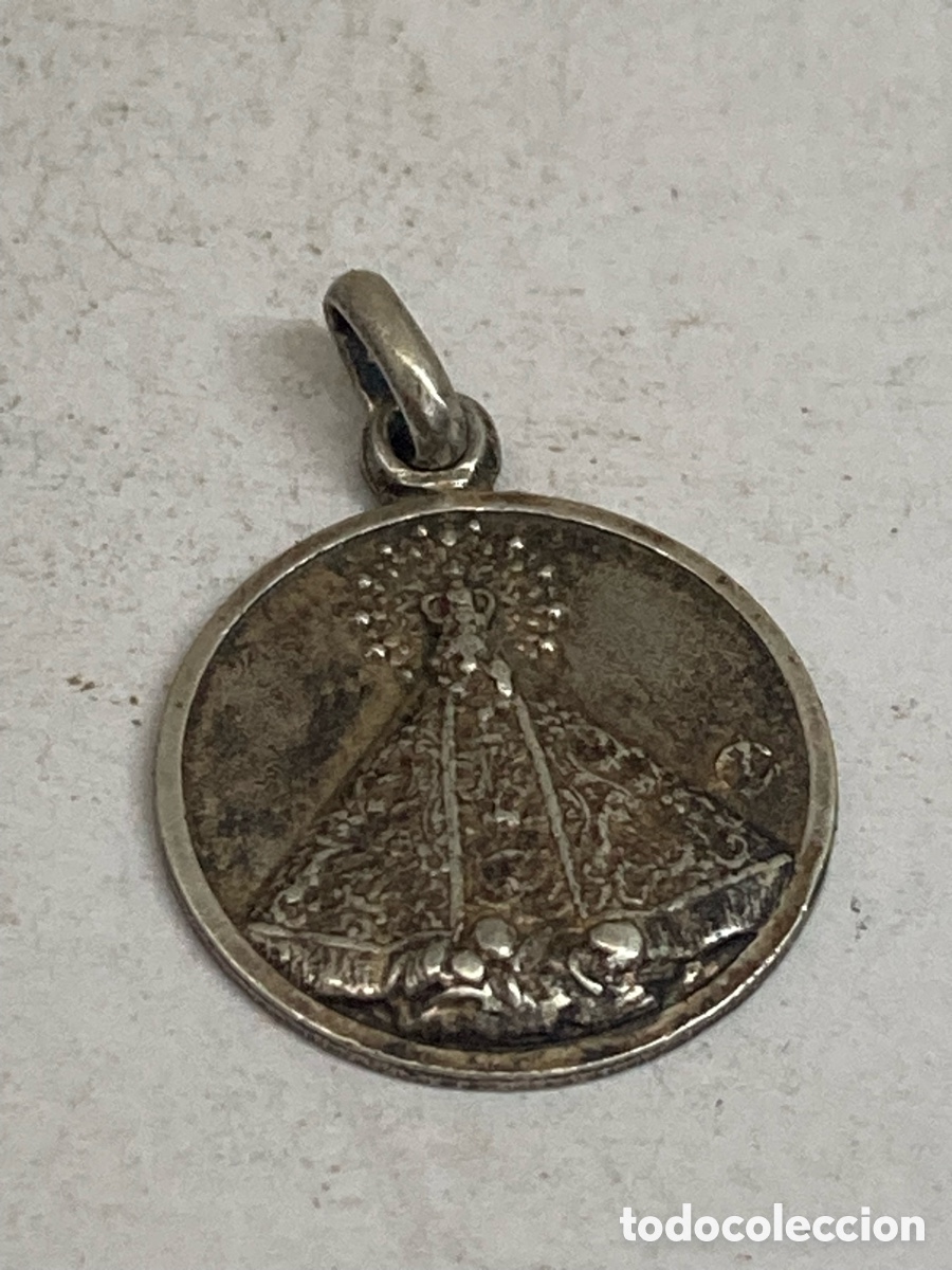 Antig&uuml;edades: Medalla de plata B238