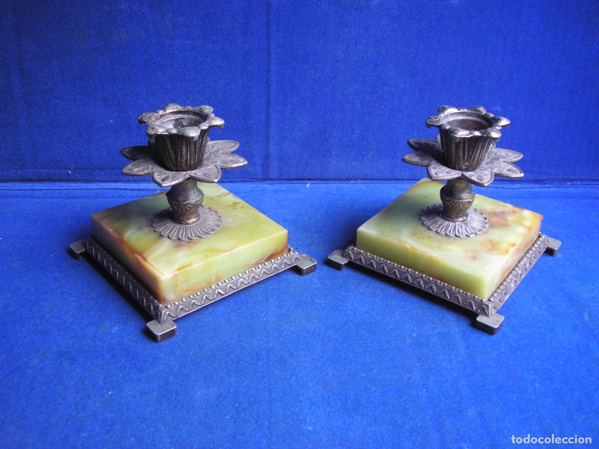 Antig&uuml;edades: PAREJA CANDELABROS BRONCE Y MARMOL - Foto 2