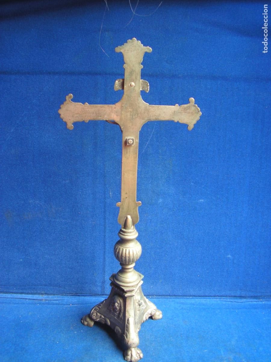 Antig&uuml;edades: CRUCIFIJO ALTAR BASE TRIANGULAR - Foto 3