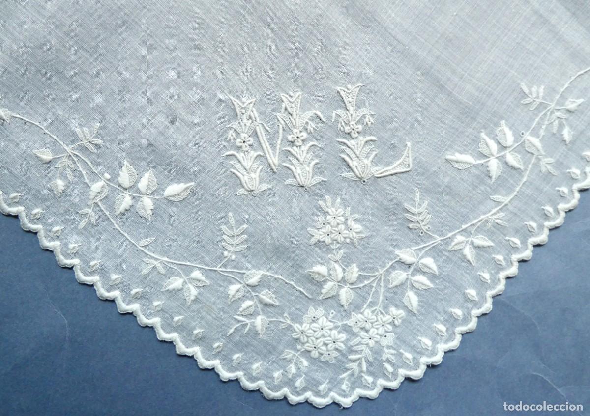 Antig&uuml;edades: ANTIGUO PA&Ntilde;UELO BORDADOS E INICIALES NOVIA - IMAGEN S.XIX