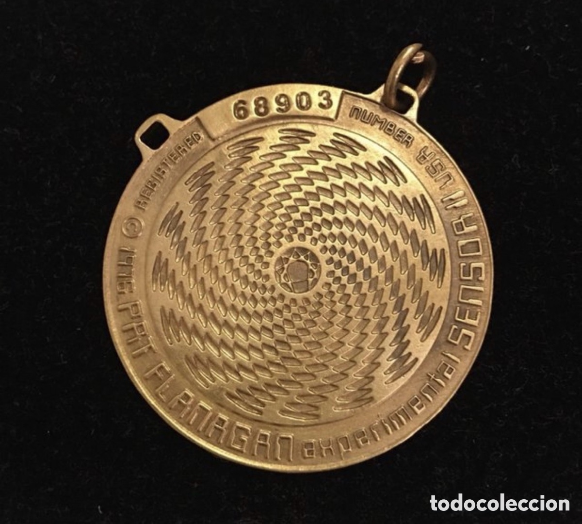 Antig&uuml;edades: Colgante medalla moneda Pat Flanagan 68903 (1976)