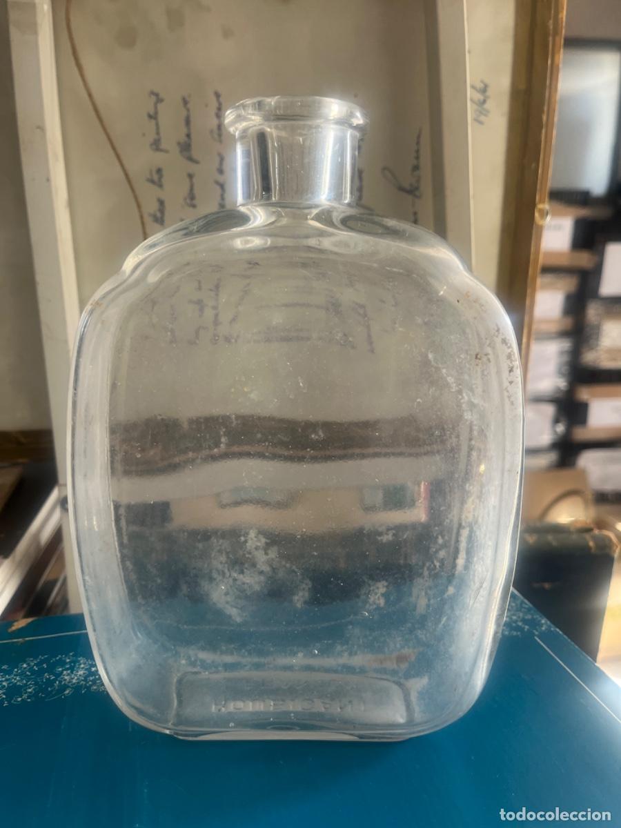 Antig&uuml;edades: Tarro o frasco de cristal antiguo para perfume.