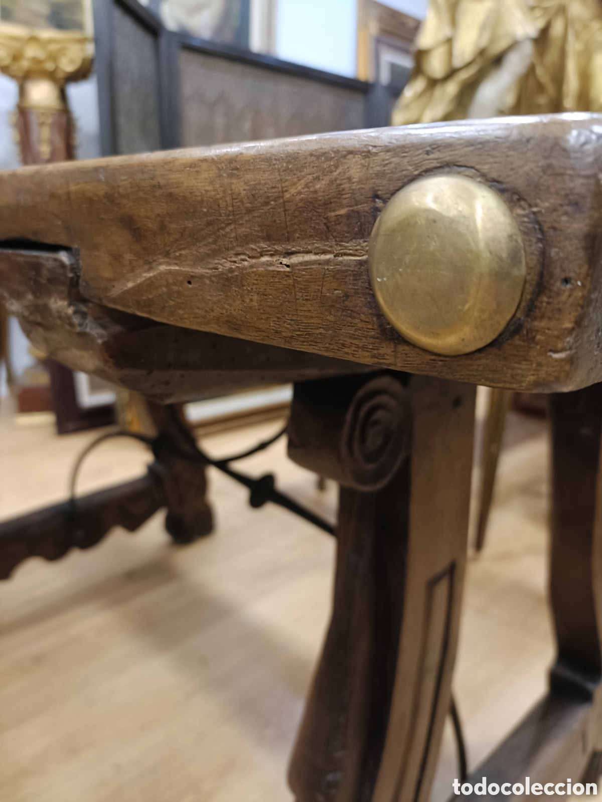 Antig&uuml;edades: Mesa de nogal siglo XVII - Foto 8