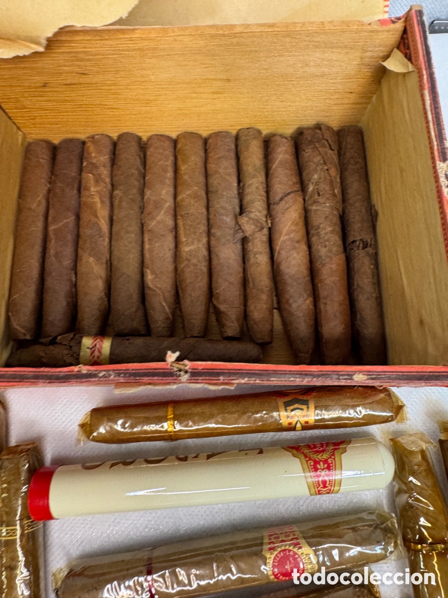 Antig&uuml;edades: Lote de puros y tabaco - Foto 12