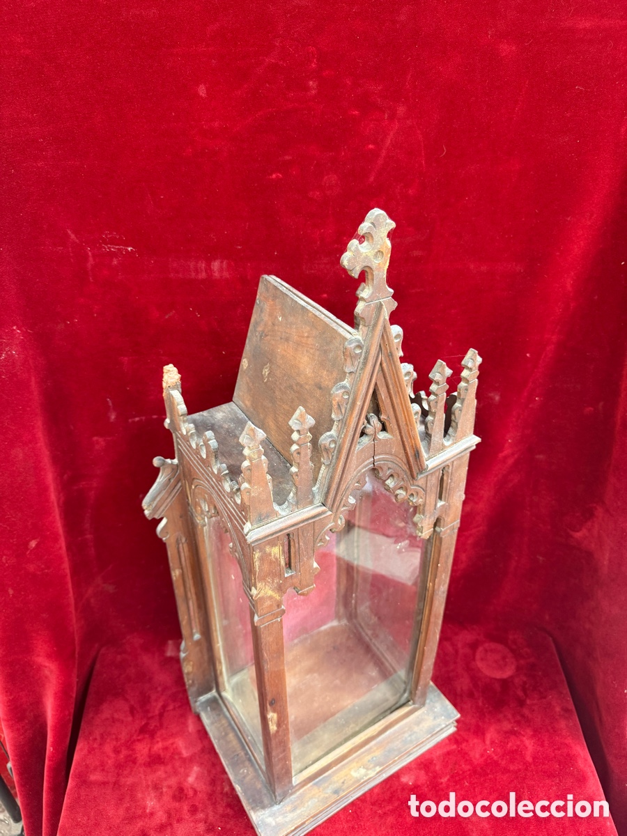Antig&uuml;edades: Antigua capilla de madera estilo Gotico! - Foto 2