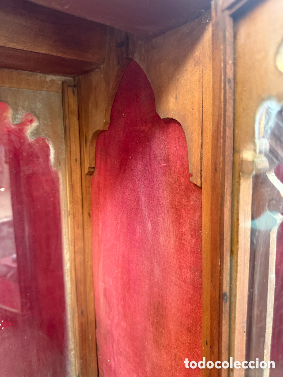 Antig&uuml;edades: Antigua capilla de madera estilo Gotico! - Foto 9