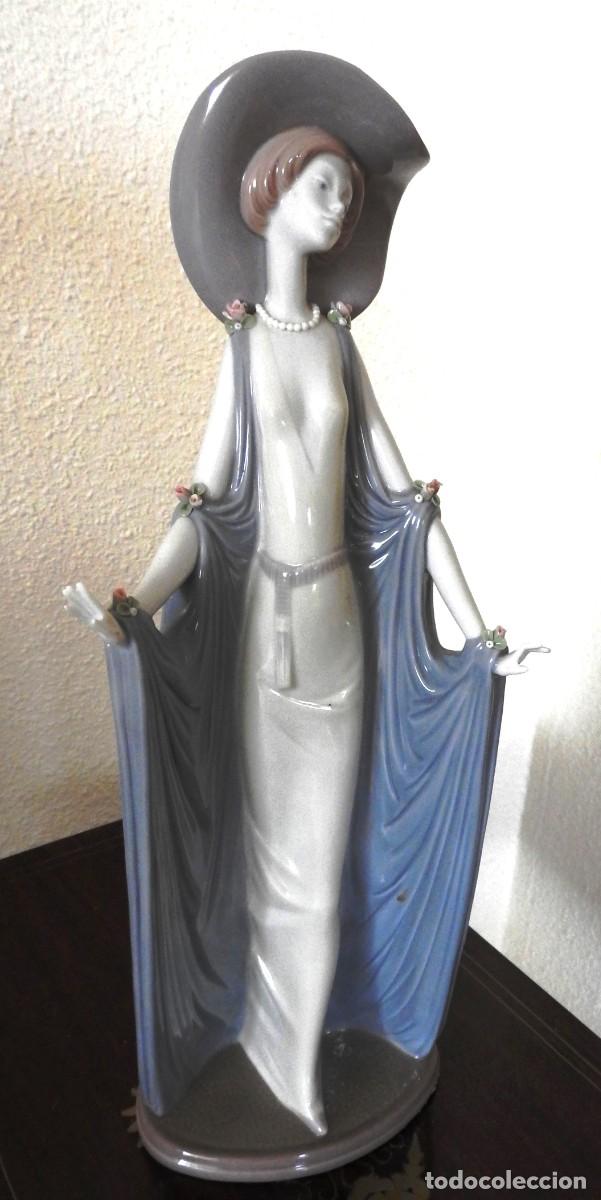 Antig&uuml;edades: Figura Lladr&oacute; Dama Montecarlo (Afternoon Tea) 1428 - IMPECABLE