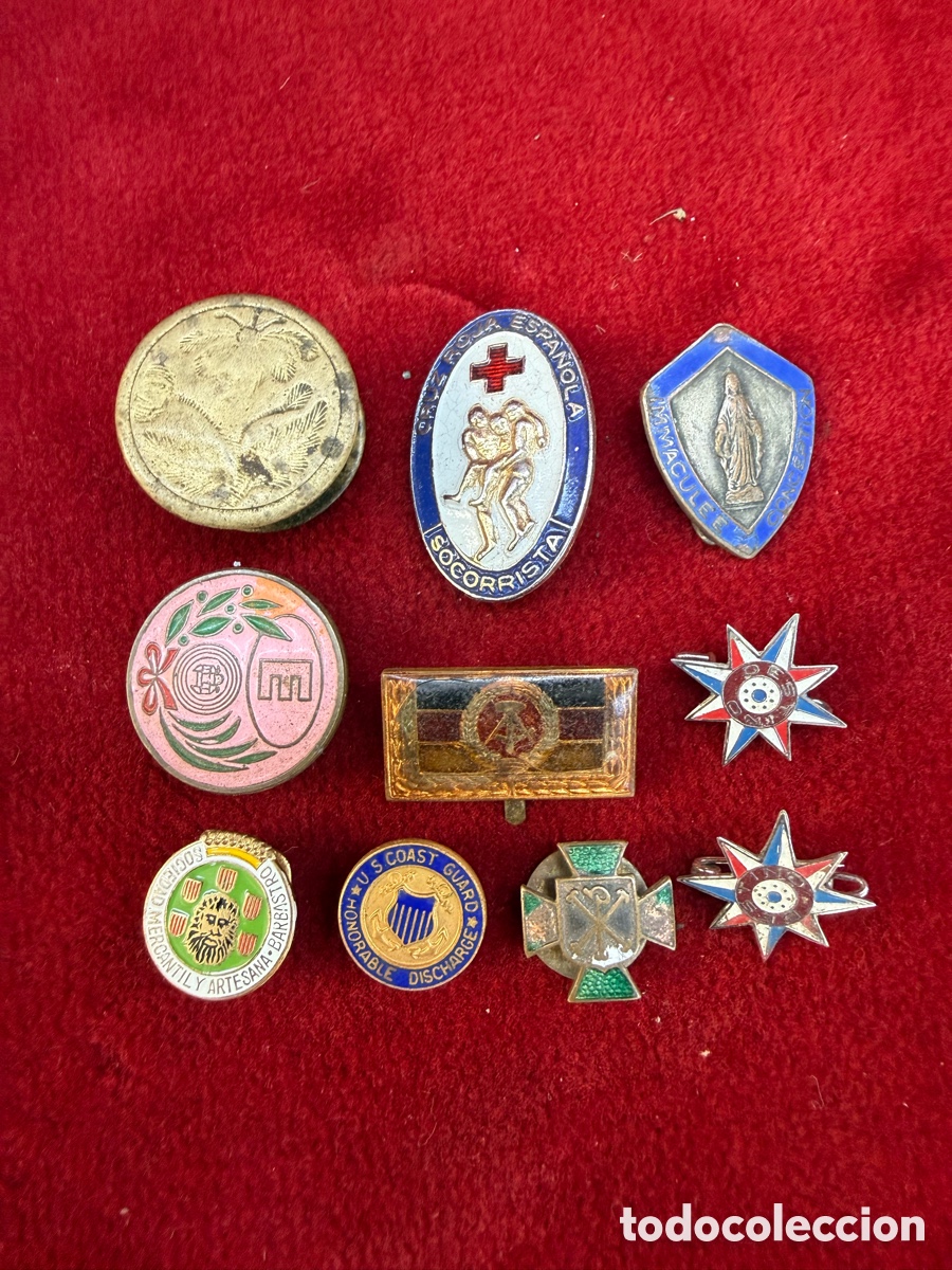 Antig&uuml;edades: Gran lote de insignias antiguas!
