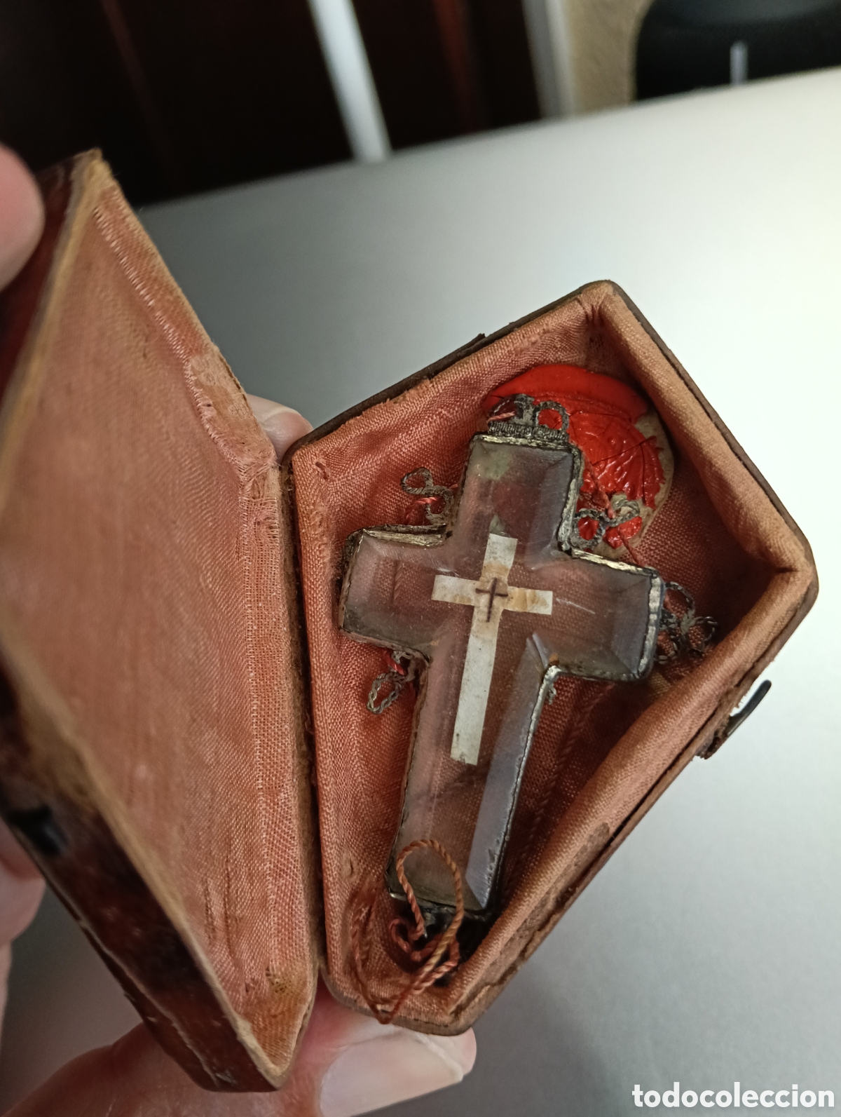 Antig&uuml;edades: Relicario Lignum Crucis s.XVIII