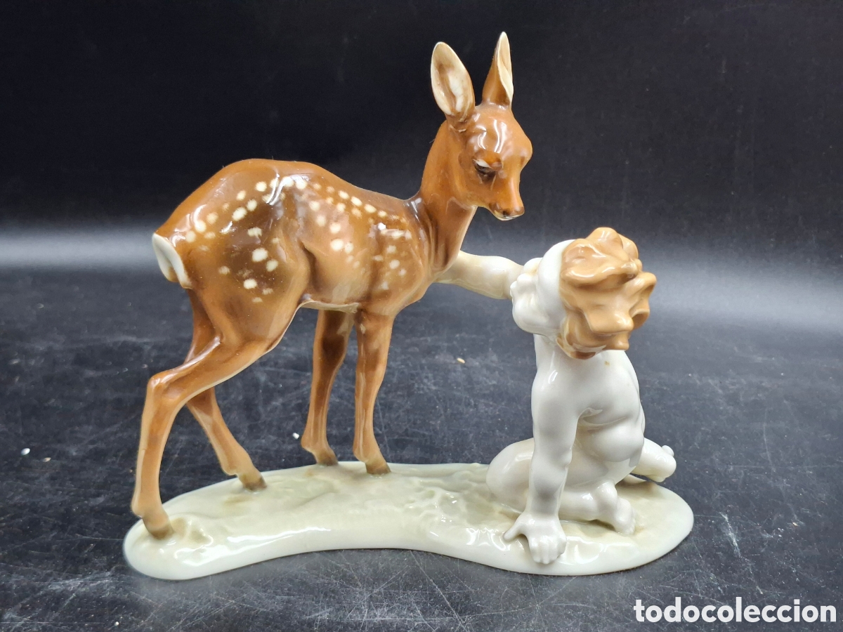 Antig&uuml;edades: Hutschenreuther Selb &ndash; K. Tutter &ndash; Figura de ni&ntilde;o con cervatillo